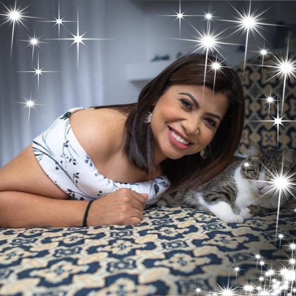 Poshmark profile picture for @luiza